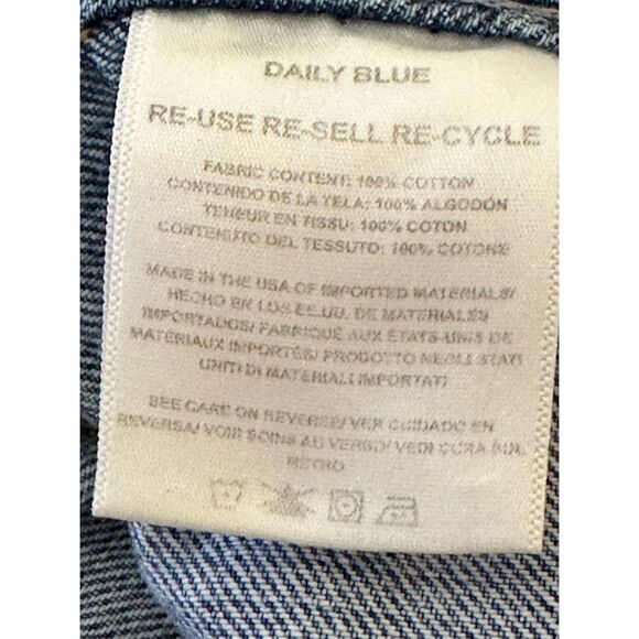 Daily Blue Skye Women's High Rise Flared Jeans Size 31 Medium Wash - Picture 8 of 16